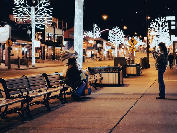 Exploration fascinante de l'influence de la culture pop sur les tendances mode